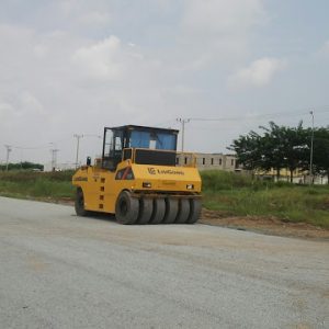 Xe lu tĩnh bánh lốp Liugong CLG626R - Image 4