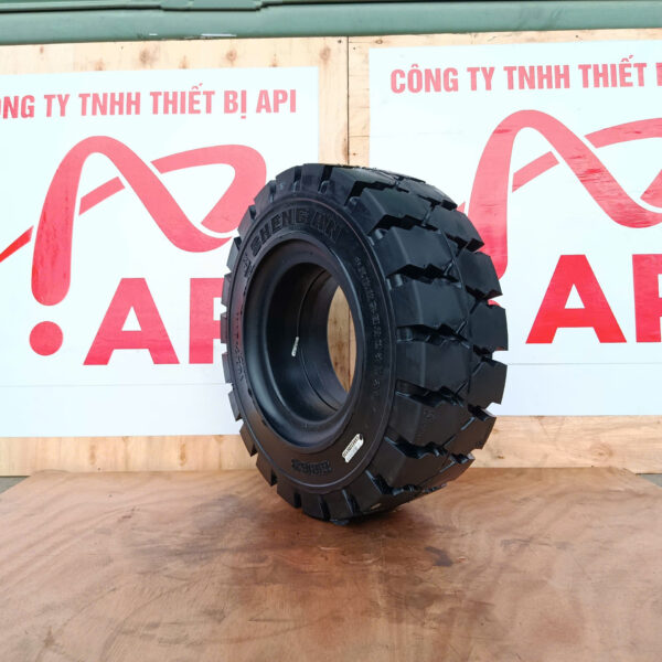 lop-xe-nang-18X7-8_03