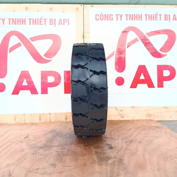 lop-xe-nang-18X7-8_06