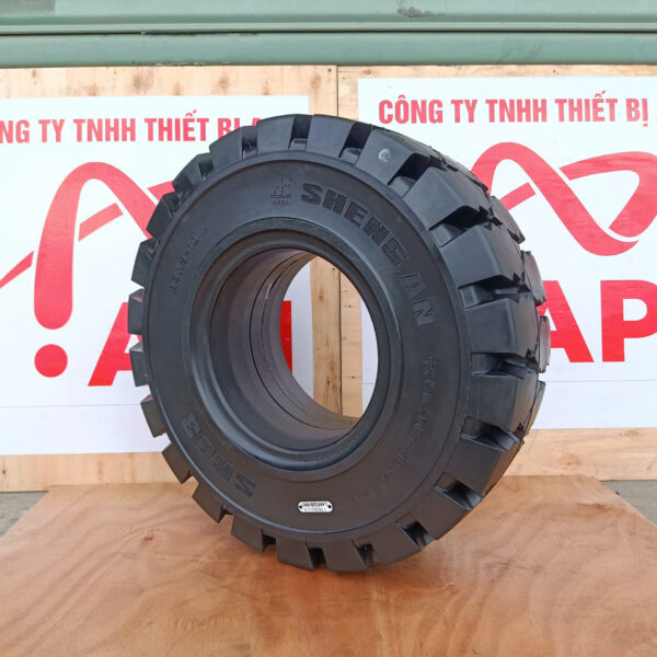 lop-xe-nang-23×9-10_06