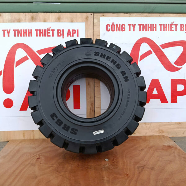 lop-xe-nang-23×9-10_07