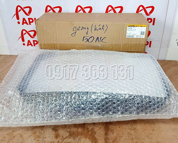 guong-kinh-hau-may-xuc-lat_05